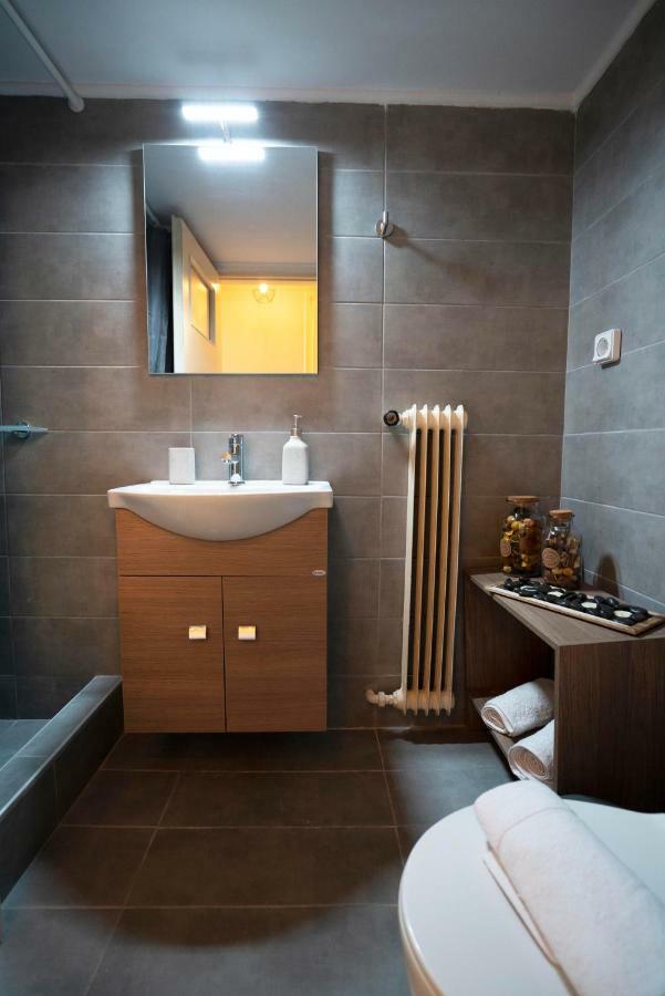 Cozy Apt Next To Metro And Close To Acropolis! 雅典 外观 照片